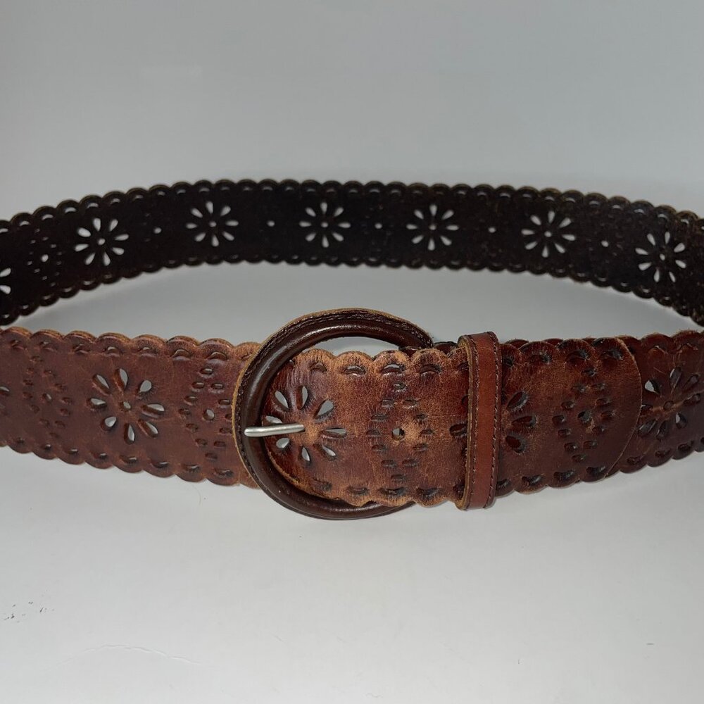 Via Spiga Brown Leather Belt Boho Cut-Out Design Size L Hippie Boho - Picture 8 of 8